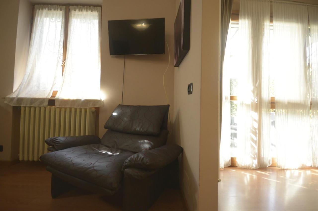 Villa Marisa Pavia Exteriör bild
